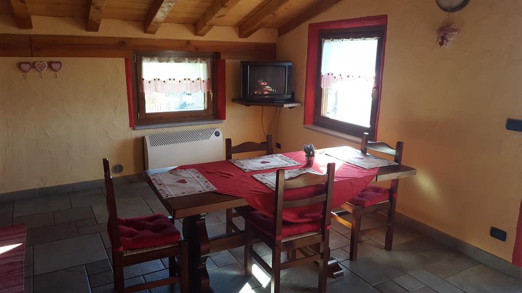 Maien Piolet Milieu Apartment Doues Bagian luar foto