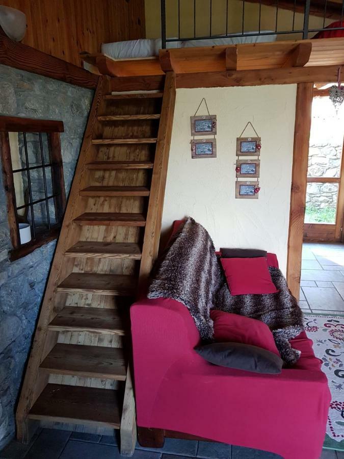 Maien Piolet Milieu Apartment Doues Bagian luar foto